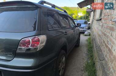 Внедорожник / Кроссовер Mitsubishi Outlander 2003 в 