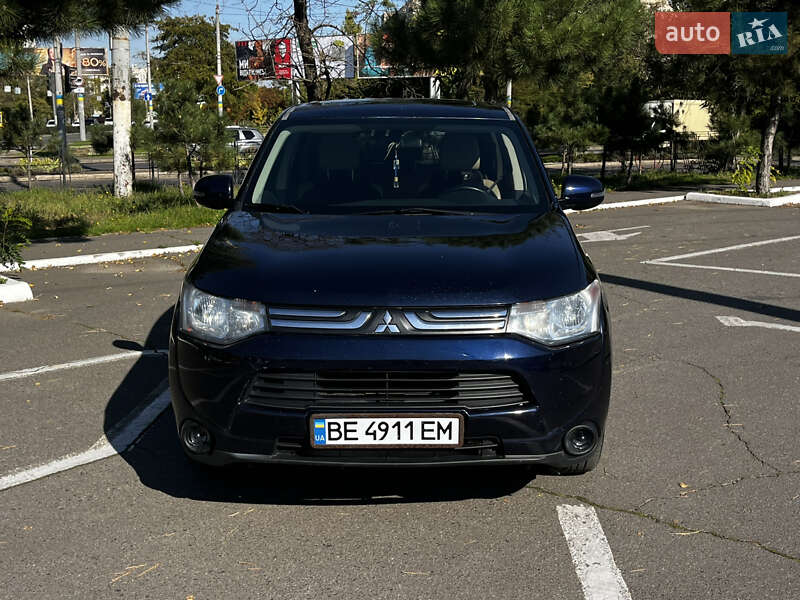 Внедорожник / Кроссовер Mitsubishi Outlander 2013 в Одессе фото 8 Внедорожник / Кроссовер Mitsubishi Outlander 2013 в Одессе