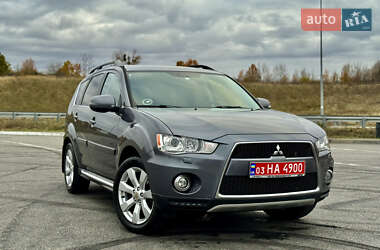 Внедорожник / Кроссовер Mitsubishi Outlander 2012 в Полтаве