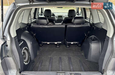 Внедорожник / Кроссовер Mitsubishi Outlander 2012 в 
