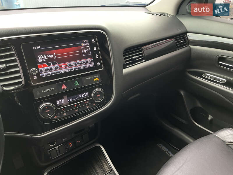 Внедорожник / Кроссовер Mitsubishi Outlander 2018 в Полтаве