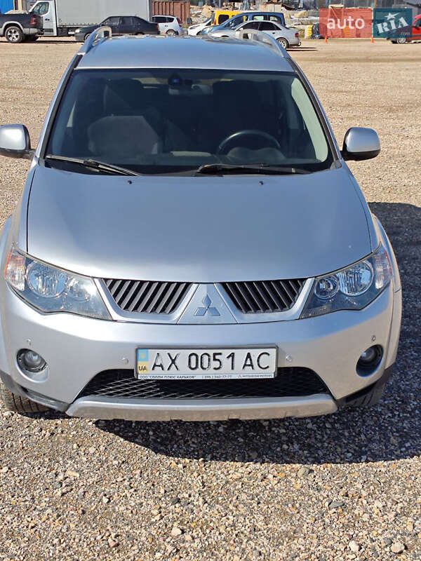Mitsubishi Outlander 2008