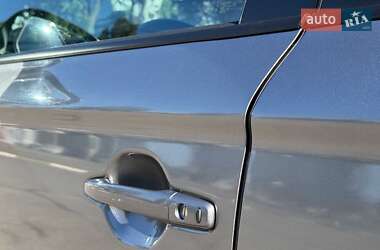 Внедорожник / Кроссовер Mitsubishi Outlander 2021 в 
