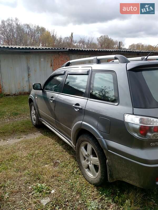Внедорожник / Кроссовер Mitsubishi Outlander 2007 в Шостке