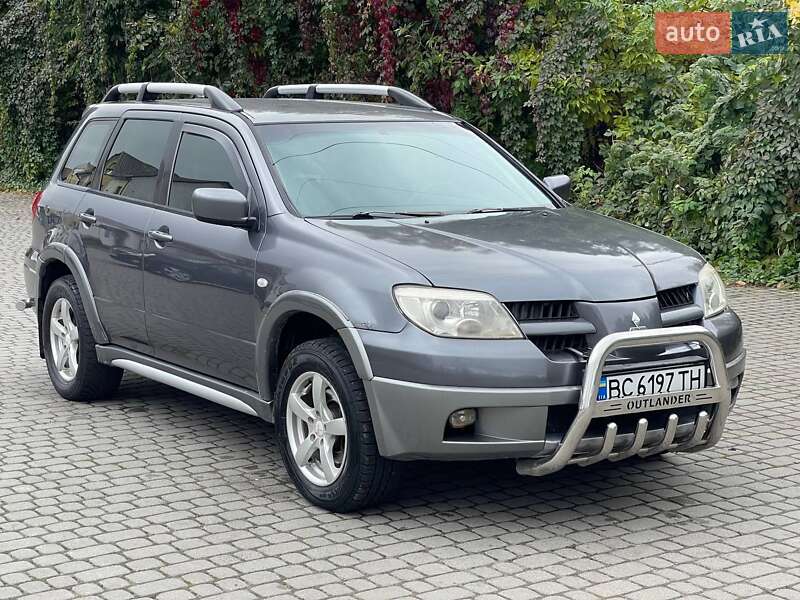 Позашляховик / Кросовер Mitsubishi Outlander 2006 в 
