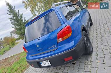 Внедорожник / Кроссовер Mitsubishi Outlander 2003 в 