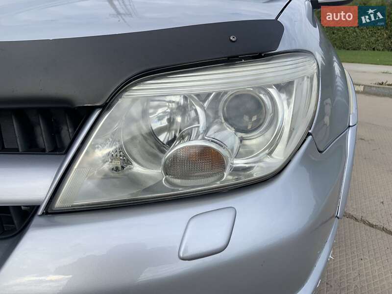 Позашляховик / Кросовер Mitsubishi Outlander 2006 в Вінниці