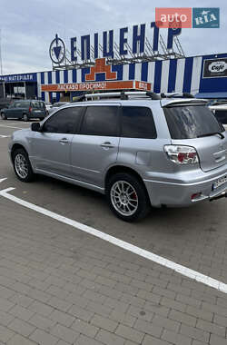 Внедорожник / Кроссовер Mitsubishi Outlander 2007 в 