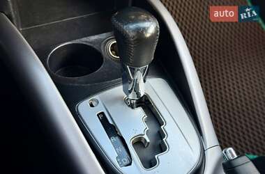 Внедорожник / Кроссовер Mitsubishi Outlander 2010 в 