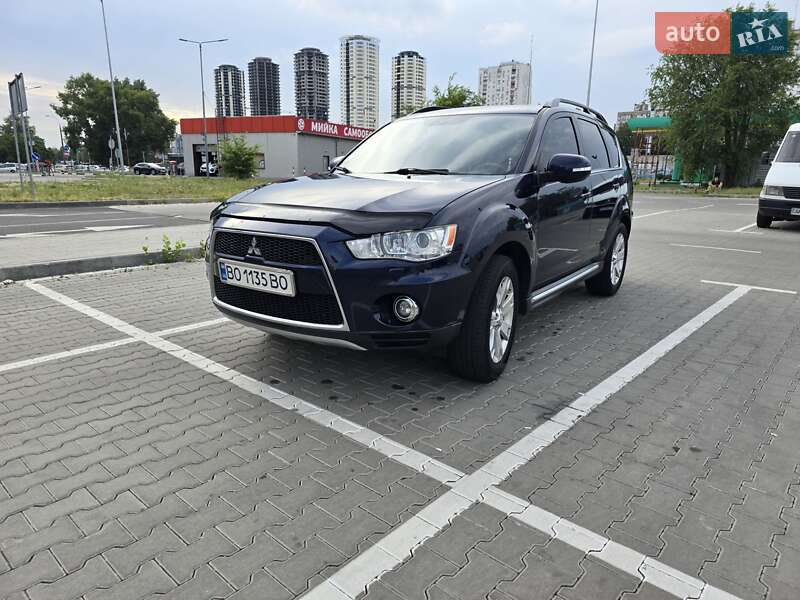 Внедорожник / Кроссовер Mitsubishi Outlander 2012 в Киеве фото 8 Внедорожник / Кроссовер Mitsubishi Outlander 2012 в Киеве