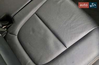Внедорожник / Кроссовер Mitsubishi Outlander 2016 в 