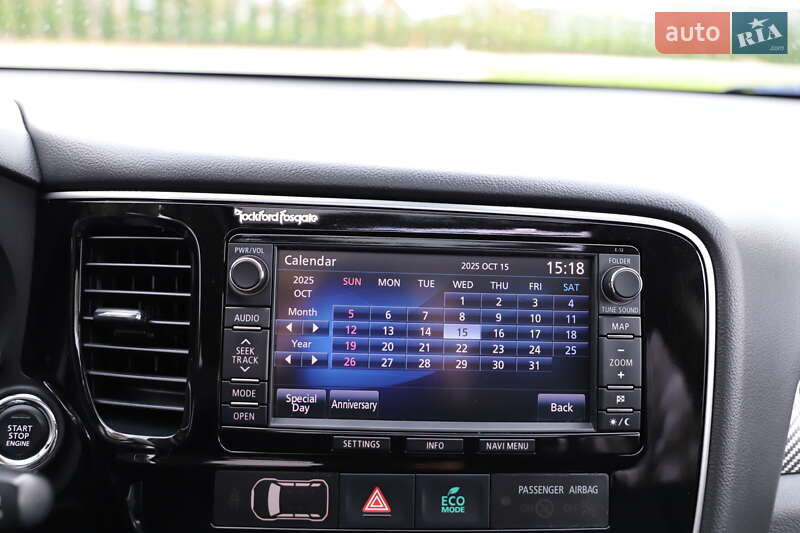 Внедорожник / Кроссовер Mitsubishi Outlander 2016 в Дрогобыче