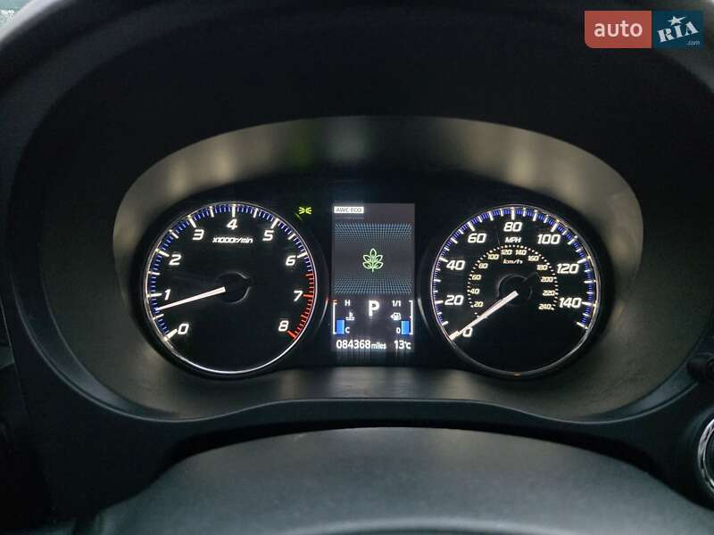 Внедорожник / Кроссовер Mitsubishi Outlander 2016 в Одессе