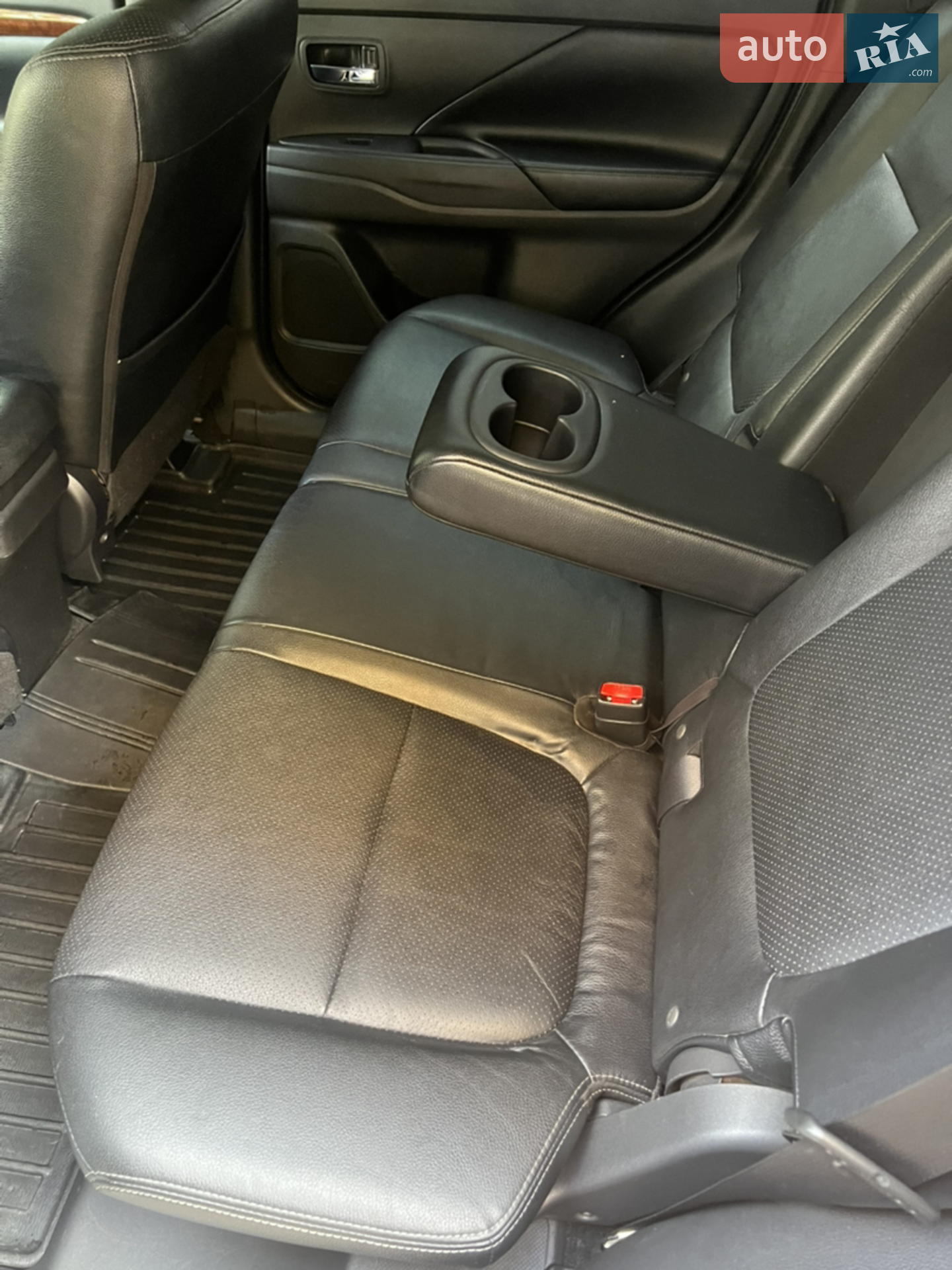 2014 Mitsubishi Outlander - мініатюра 48