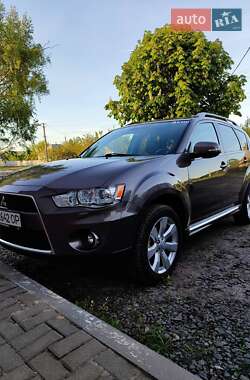 Позашляховик / Кросовер Mitsubishi Outlander 2010 в Печенігах