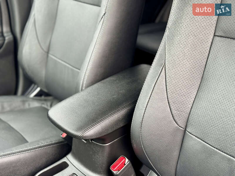 Внедорожник / Кроссовер Mitsubishi Outlander 2016 в Калуше фото 30 Внедорожник / Кроссовер Mitsubishi Outlander 2016 в Калуше