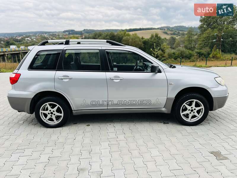 Позашляховик / Кросовер Mitsubishi Outlander 2006 в Чернівцях фото 27 Позашляховик / Кросовер Mitsubishi Outlander 2006 в Чернівцях