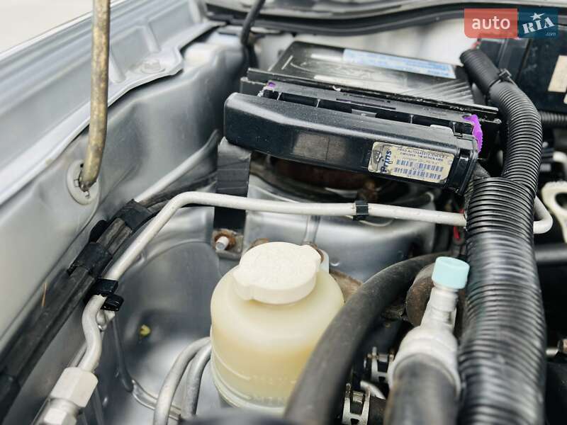 Позашляховик / Кросовер Mitsubishi Outlander 2006 в Чернівцях фото 53 Позашляховик / Кросовер Mitsubishi Outlander 2006 в Чернівцях