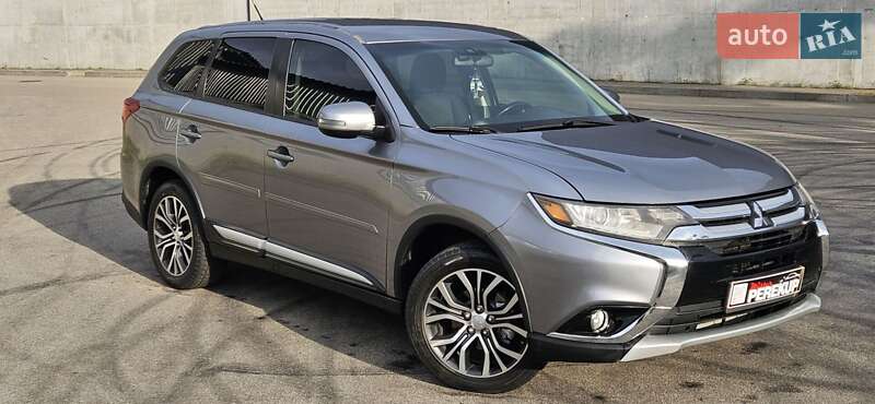 Mitsubishi Outlander 2015