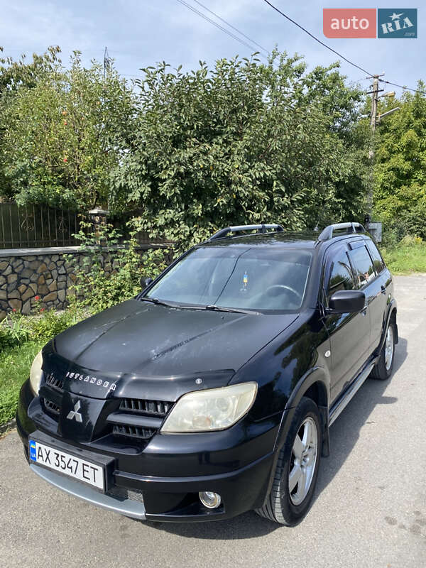 Внедорожник / Кроссовер Mitsubishi Outlander 2007 в Львове
