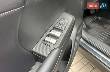 Внедорожник / Кроссовер Mitsubishi Outlander 2024 в 