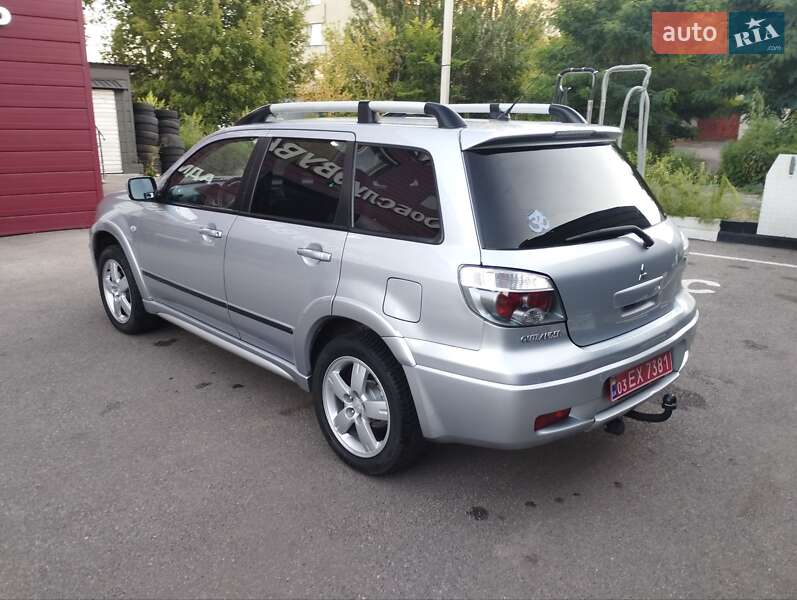 Позашляховик / Кросовер Mitsubishi Outlander 2006 в Харкові