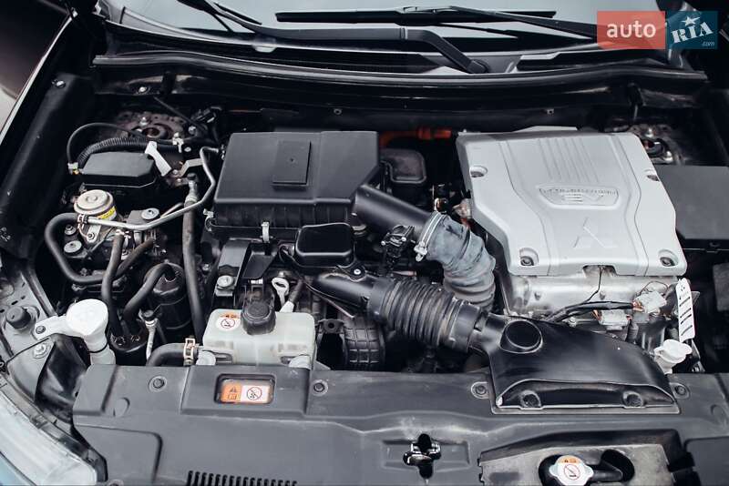 Внедорожник / Кроссовер Mitsubishi Outlander 2021 в Киеве фото 23 Внедорожник / Кроссовер Mitsubishi Outlander 2021 в Киеве