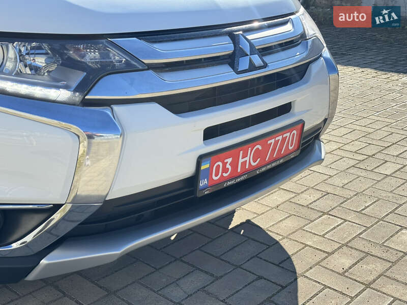 Внедорожник / Кроссовер Mitsubishi Outlander 2016 в Ковеле фото 18 Внедорожник / Кроссовер Mitsubishi Outlander 2016 в Ковеле