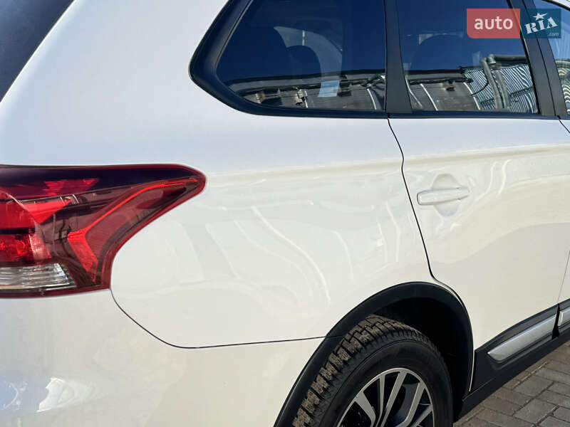 Внедорожник / Кроссовер Mitsubishi Outlander 2016 в Ковеле фото 32 Внедорожник / Кроссовер Mitsubishi Outlander 2016 в Ковеле