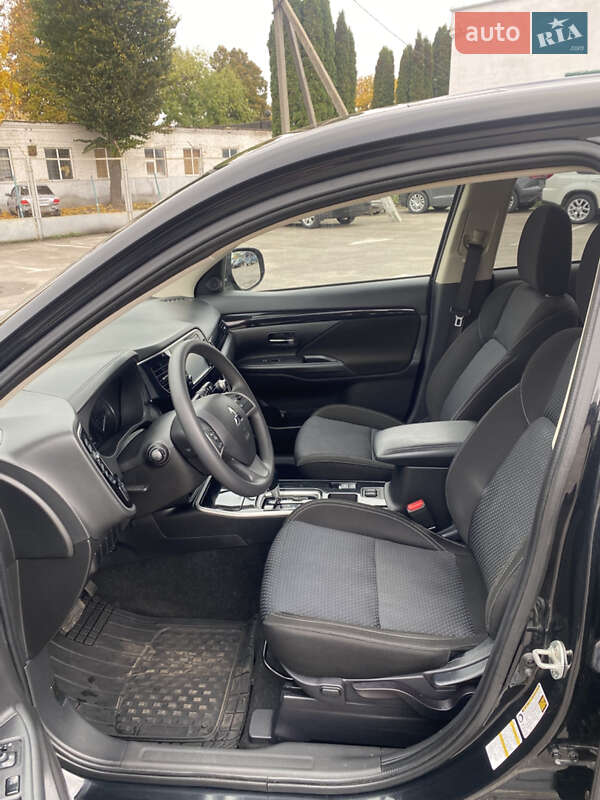 Внедорожник / Кроссовер Mitsubishi Outlander 2020 в Белой Церкви фото 11 Внедорожник / Кроссовер Mitsubishi Outlander 2020 в Белой Церкви