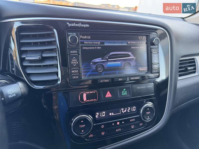 Позашляховик / Кросовер Mitsubishi Outlander 2014 в Луцьку