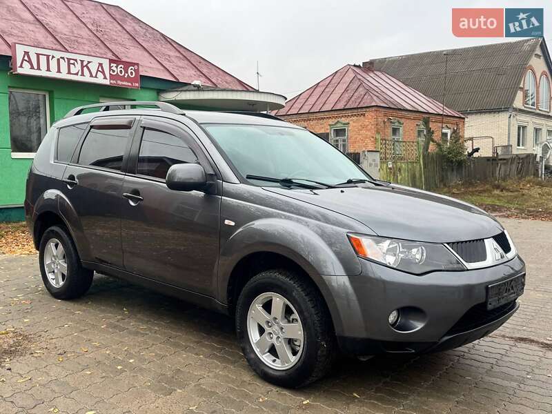 Позашляховик / Кросовер Mitsubishi Outlander 2008 в Охтирці