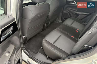 Позашляховик / Кросовер Mitsubishi Outlander 2021 в  фото 29 Позашляховик / Кросовер Mitsubishi Outlander 2021 в