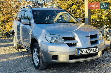 Позашляховик / Кросовер Mitsubishi Outlander 2006 в  фото 10 Позашляховик / Кросовер Mitsubishi Outlander 2006 в