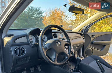 Позашляховик / Кросовер Mitsubishi Outlander 2006 в  фото 35 Позашляховик / Кросовер Mitsubishi Outlander 2006 в