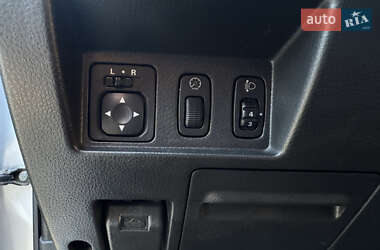 Позашляховик / Кросовер Mitsubishi Outlander 2006 в  фото 42 Позашляховик / Кросовер Mitsubishi Outlander 2006 в