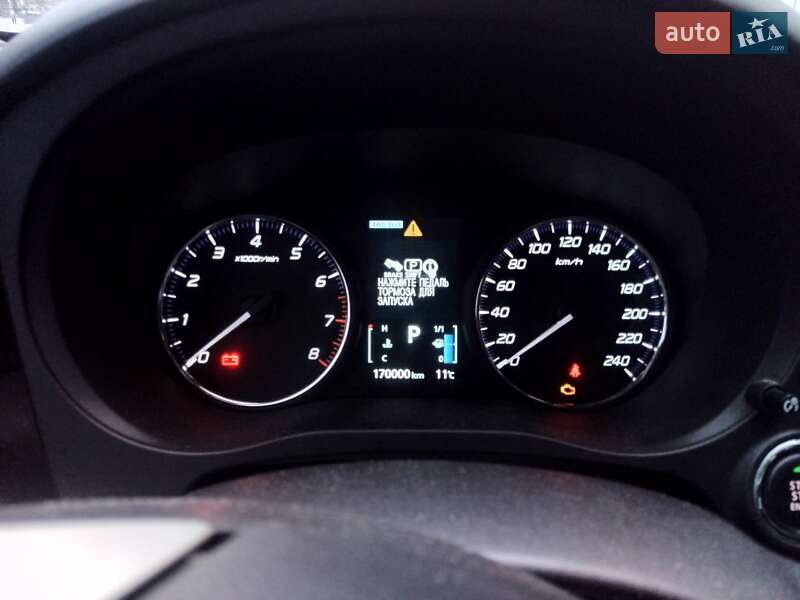 Внедорожник / Кроссовер Mitsubishi Outlander 2013 в Киеве фото 3 Внедорожник / Кроссовер Mitsubishi Outlander 2013 в Киеве
