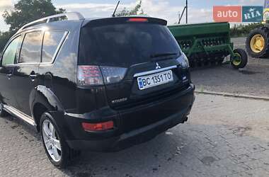 Позашляховик / Кросовер Mitsubishi Outlander 2009 в 