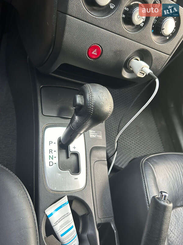 Внедорожник / Кроссовер Mitsubishi Outlander 2006 в Киеве фото 8 Внедорожник / Кроссовер Mitsubishi Outlander 2006 в Киеве