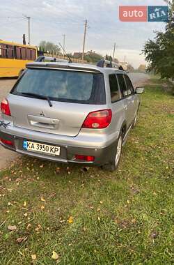 Внедорожник / Кроссовер Mitsubishi Outlander 2006 в 
