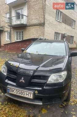 Внедорожник / Кроссовер Mitsubishi Outlander 2007 в 