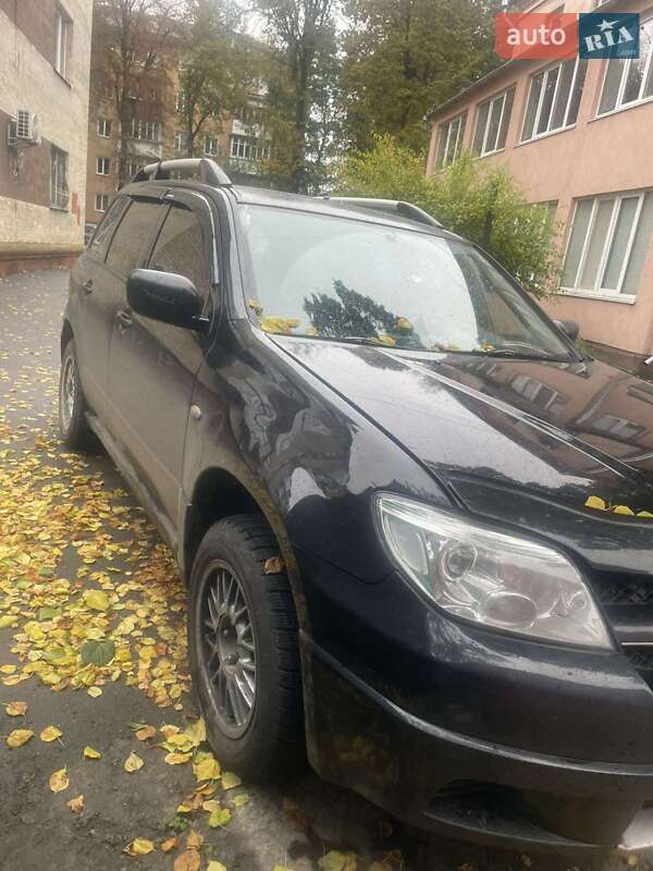 Внедорожник / Кроссовер Mitsubishi Outlander 2007 в Ровно фото 7 Внедорожник / Кроссовер Mitsubishi Outlander 2007 в Ровно