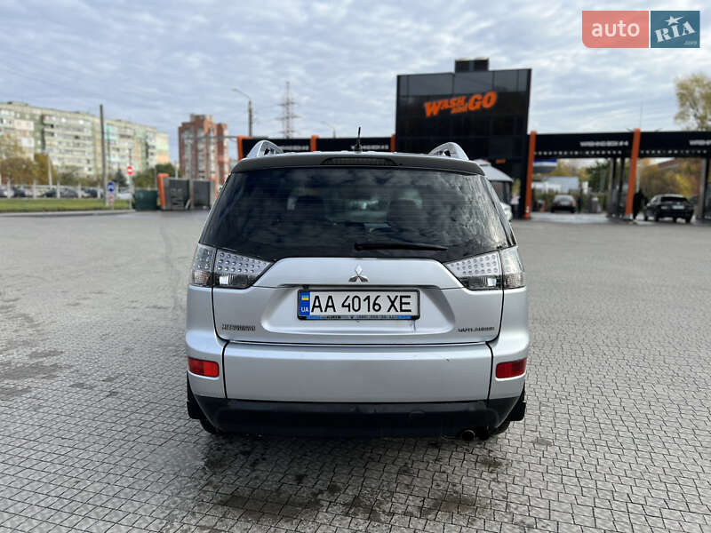 Позашляховик / Кросовер Mitsubishi Outlander 2007 в Полтаві фото 4 Позашляховик / Кросовер Mitsubishi Outlander 2007 в Полтаві