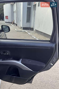 Внедорожник / Кроссовер Mitsubishi Outlander 2010 в 