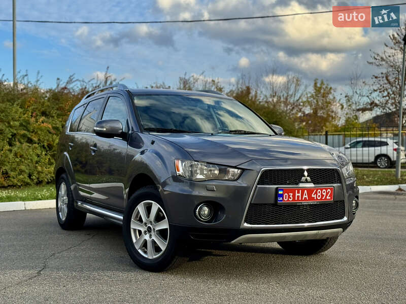 Позашляховик / Кросовер Mitsubishi Outlander 2010 в Полтаві фото 45 Позашляховик / Кросовер Mitsubishi Outlander 2010 в Полтаві