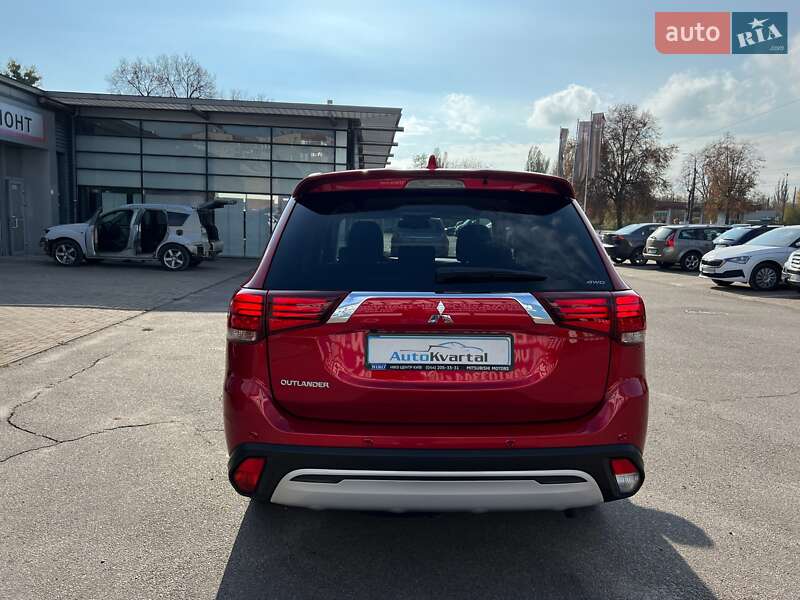 Позашляховик / Кросовер Mitsubishi Outlander 2021 в Чернігові фото 8 Позашляховик / Кросовер Mitsubishi Outlander 2021 в Чернігові