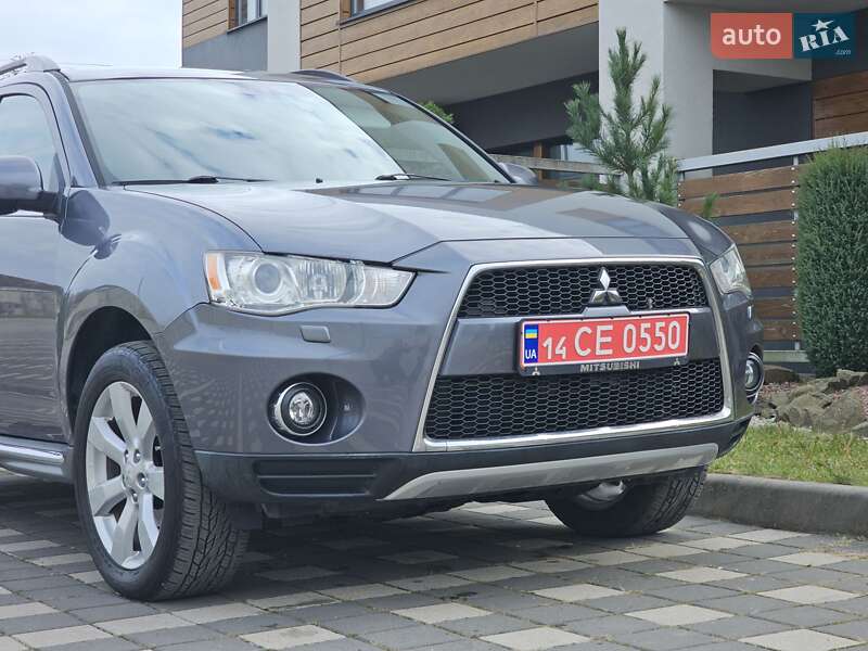Позашляховик / Кросовер Mitsubishi Outlander 2011 в Стрию фото 4 Позашляховик / Кросовер Mitsubishi Outlander 2011 в Стрию