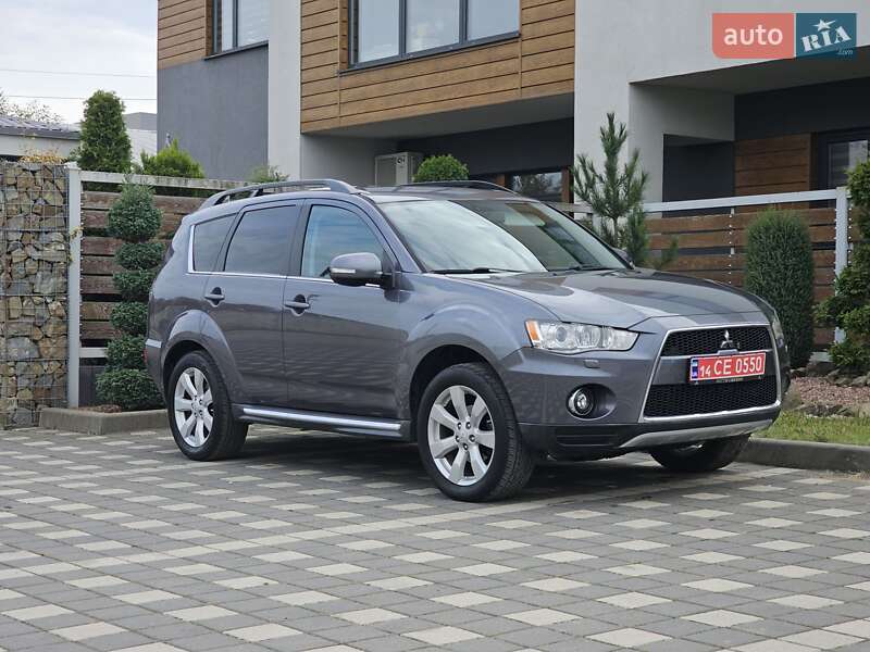Позашляховик / Кросовер Mitsubishi Outlander 2011 в Стрию фото 39 Позашляховик / Кросовер Mitsubishi Outlander 2011 в Стрию