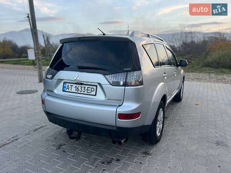 Позашляховик / Кросовер Mitsubishi Outlander 2007 в Косові фото 2 Позашляховик / Кросовер Mitsubishi Outlander 2007 в Косові