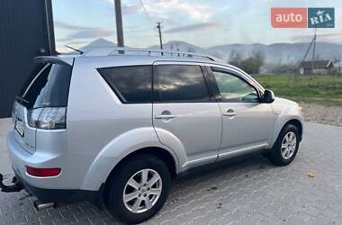 Позашляховик / Кросовер Mitsubishi Outlander 2007 в  фото 5 Позашляховик / Кросовер Mitsubishi Outlander 2007 в